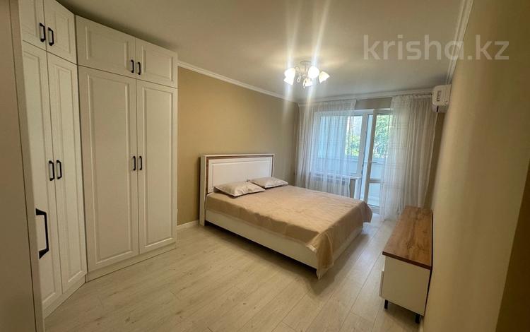 2-комнатная квартира · 45 м² · 4/4 этаж, Жарокова 97 за 350 000 ₸ в Алматы, Бостандыкский р-н — фото 2