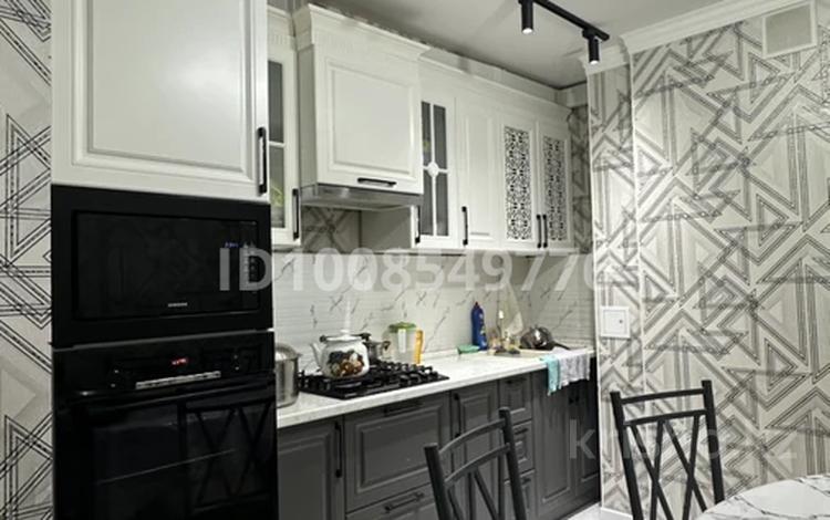 3-комнатная квартира · 84 м² · 3/5 этаж, мкр Нуртас, Мкр.Нуртас 4558/2 — Атымтаев 1/7 за 200 000 〒 в Шымкенте, Каратауский р-н — фото 2