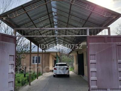 Отдельный дом · 7 комнат · 120 м² · 8 сот., Ибрагимов 3 — 83 Байтұрсынов, Сапарбаев школы за 32 млн 〒 в Карасу