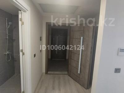 1-комнатная квартира · 80 м² · 3 этаж, Эсенюрт А блок — Близко к Бахчешехир за 17 000 〒 в Стамбуле