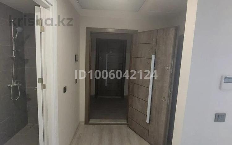 1-комнатная квартира · 80 м² · 3 этаж, Эсенюрт А блок — Близко к Бахчешехир за 17 000 〒 в Стамбуле — фото 3