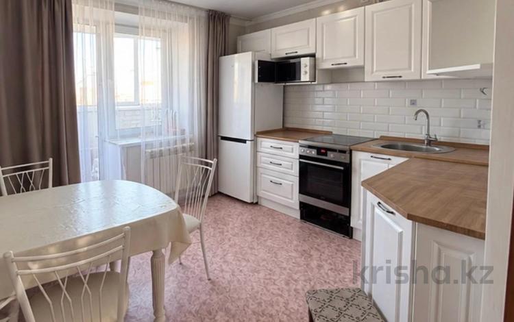 3-бөлмелі пәтер · 81.5 м² · 8/9 қабат, Академика Чокина 155/5, бағасы: 37 млн ₸ в Павлодаре — фото 2