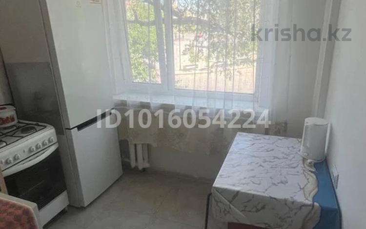 2-комнатная квартира · 45 м² · 2/5 этаж, Абая 15 — Драмтеатр за 160 000 ₸ в Атырау — фото 2