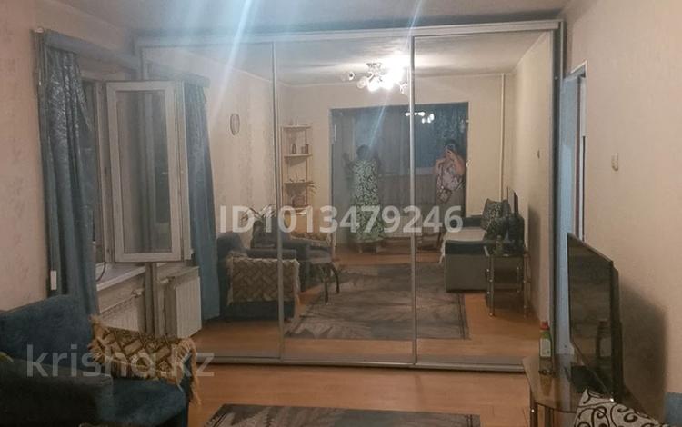 1-бөлмелі пәтер · 33 м² · 2/4 қабат, мкр №12 9/1, бағасы: 250 000 ₸ в Алматы, Ауэзовский р-н — фото 2