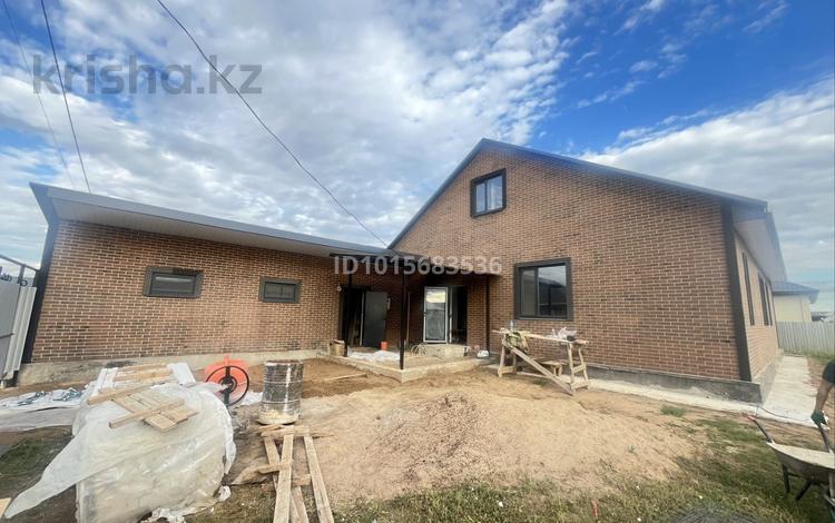 Отдельный дом · 5 комнат · 150 м² · 6 сот., Юга запад 148 за 40 млн ₸ в Уральске — фото 2