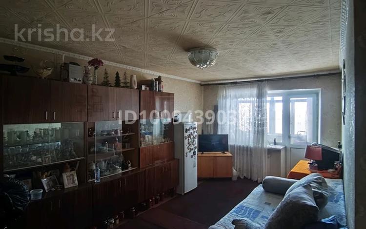 3-бөлмелі пәтер · 57.7 м² · 5/5 қабат, Пришахтинск, Пришахтинск, 21й микрорайон 23, бағасы: 13 млн ₸ в Караганде, Алихана Бокейханова р-н — фото 2