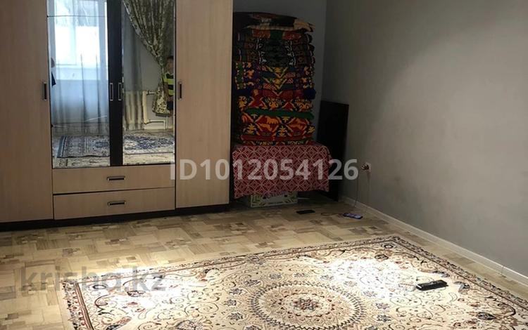 1-бөлмелі пәтер · 33 м² · 1/5 қабат, мкр Мясокомбинат, Урдинская 4/1, бағасы: 12 млн ₸ в Уральске — фото 2