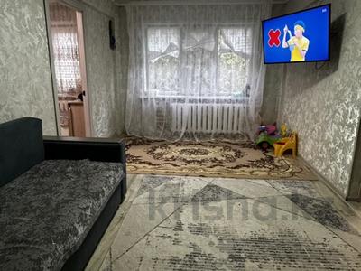 2-комнатная квартира · 42.5 м² · 1/5 этаж, Добролюбова 39 за 15.7 млн 〒 в Усть-Каменогорске