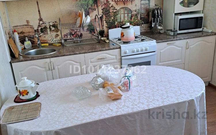 2-бөлмелі пәтер · 65 м² · 5/5 қабат, 4-ші шағым аудан, Текстильщиков 2б, бағасы: 27 млн ₸ в Костанае, 4-й микрорайон — фото 2