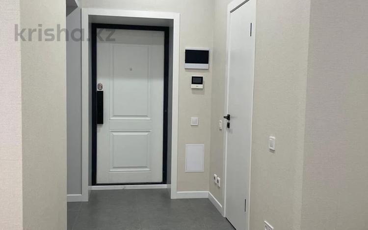2-бөлмелі пәтер · 42 м² · 10/10 қабат, Строителей 28/3, бағасы: 30 млн ₸ в Караганде, Казыбек би р-н — фото 2