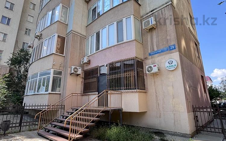 Кеңселер, дүкендер мен бутиктер, сұлулық салондары, медорталықтар мен дәріханалар, білім орталықтары, кабинеттер және жұмыс орындары, студиялар · 100 м², бағасы: 600 000 ₸ в Атырау — фото 2