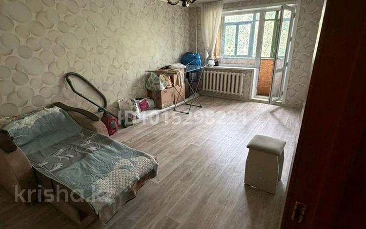 2-комнатная квартира · 45 м² · 3/5 этаж, Майкудук, Майкудук, 13й микрорайон 41 за 10.5 млн ₸ в Караганде, Алихана Бокейханова р-н — фото 2