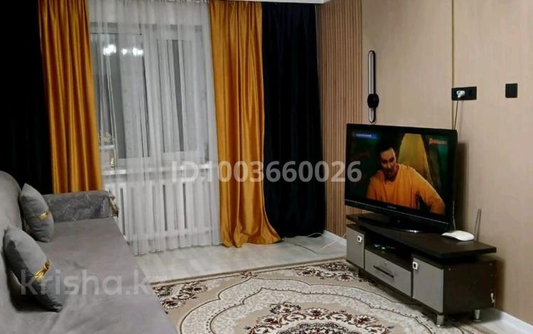 3-комнатная квартира · 60 м² · 2 этаж, Ынтымак 2/1 — Возле магазина Даулет за 10 млн ₸ в Кабанбае Батыра — фото 2