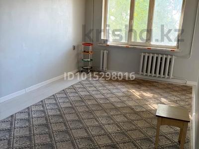 3-бөлмелі пәтер · 76 м² · 1/5 қабат, 8-шағынаудан, Реапублика — Акация, бағасы: 300 000 ₸ в Шымкенте, Туран р-н