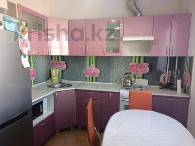 2-бөлмелі пәтер · 65.5 м² · 4/5 қабат, Текстильщиков 3Б, бағасы: 27.5 млн ₸ в Костанае