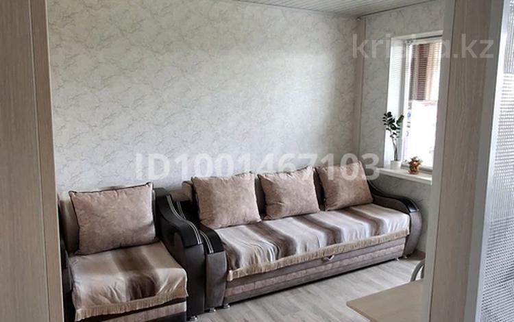 1-комнатная квартира · 33.3 м² · 3/5 этаж, Металлургов 9/2 — Район "Гастронома 55" за 9 млн ₸ в Темиртау — фото 11