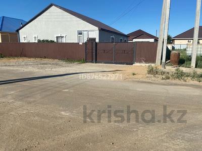 Отдельный дом · 4 комнаты · 144 м² · 0.8 сот., Ш.Ниязбекова 21 — Мкр Балауса за 25 млн ₸ в Атырау