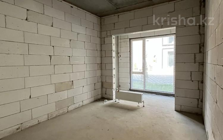 2-бөлмелі пәтер · 75 м² · 1/4 қабат, Мкр. Ак Шагала 10/5, бағасы: 33.5 млн ₸ в Атырау — фото 2