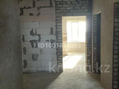 Продажа квартир в Западно-Казахстанской обл.: 2-комнатная квартира · 71.7 м² · 3/4 этаж, мкр Астана, Бутина 20 — Тауелсіздік за 28 млн 〒 2-комнатная квартира · 71.7 м² · 3/4 этаж, мкр Астана, Бутина 20 — Тауелсіздік за 28 млн 〒 в Уральске