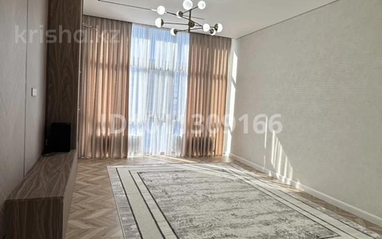 3-бөлмелі пәтер · 120 м² · 4/5 қабат, мкр Нурсая, Абулхаир Хана 46, бағасы: 66 млн ₸ в Атырау — фото 2