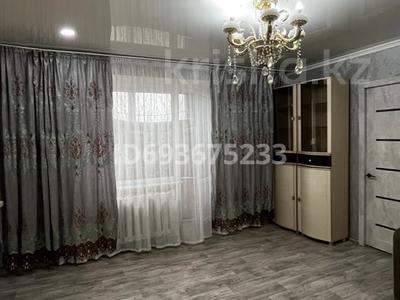 3-комнатная квартира, 65 м², 3/9 этаж помесячно, 6 микрорайон 53а за 120 000 〒 в Темиртау