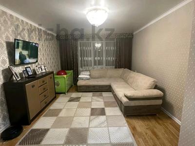 3-комнатная квартира, 80 м², 10/10 этаж, Казыбек би 34 за 34 млн 〒 в Усть-Каменогорске