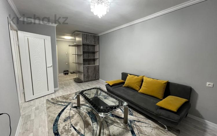 2-бөлмелі пәтер · 50 м² · 3/5 қабат, Айтбаева 33 — В центре города, бағасы: 15 000 ₸ в  — фото 15