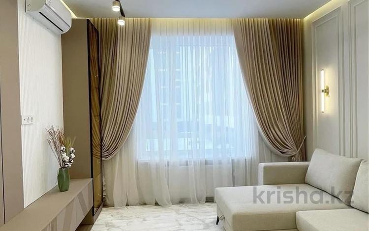 3-комнатная квартира · 110 м² · 6 этаж, Улы Дала 41 за 600 000 ₸ в Астане, Есильский р-н — фото 2