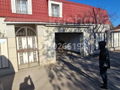Жер үй мен саяжайлар в Улытау обл.: Жеке үй · 6 бөлме · 195 м² · 9 сот., Асылбекова 38 — Асылбекова Сейфулина, бағасы: 79 млн 〒 Жеке үй · 6 бөлме · 195 м² · 9 сот., Асылбекова 38 — Асылбекова Сейфулина, бағасы: 79 млн 〒 в Жезказгане