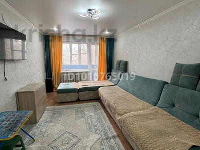 2-комнатная квартира · 45.5 м² · 3/5 этаж, Майкудук, Майкудук, 17й микрорайон 42 за 11 млн 〒 в Караганде, Алихана Бокейханова р-н