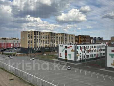 4-комнатная квартира · 131 м² · 8/9 этаж, мкр. Алтын орда 101Б — Гостиница Көктөбе/ Анвар/ Smart Bilim за 49 млн ₸ в Актобе