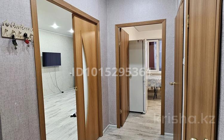 1-бөлмелі пәтер · 40.1 м² · 2/9 қабат, Самал 99/1 — Тәуелсіздік, бағасы: 130 000 ₸ в Уральске — фото 2