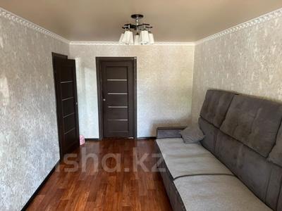 2-комнатная квартира · 43.3 м² · 1/5 этаж, Строителей 10 за 9 млн ₸ в Аксу