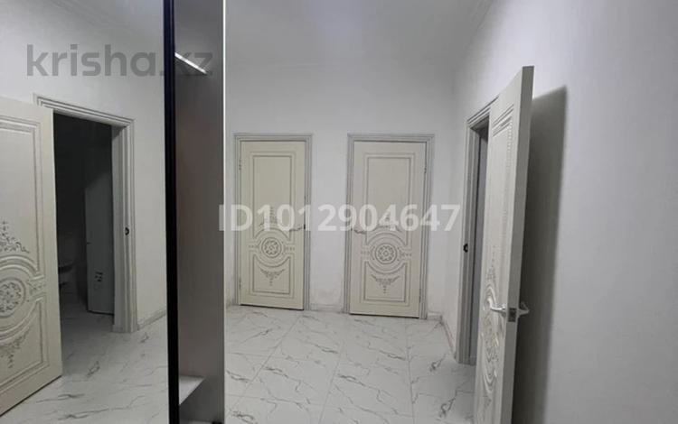 2-бөлмелі пәтер · 67 м² · 2/3 қабат, 160 квартал 24 — Новая мечеть, бағасы: 180 000 ₸ в Туркестане — фото 2