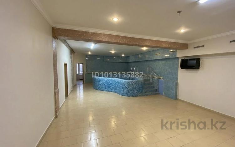 Свободное назначение, офисы, склады, образование, развлечения · 240 м² за 840 000 ₸ в Алматы, Медеуский р-н — фото 14