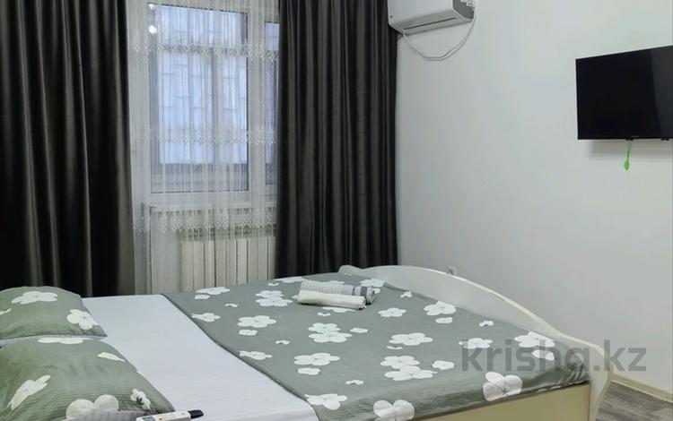 1-комнатная квартира · 40 м² · 2/5 этаж, мкр 8 68 — Универс.им.Баишева за 170 000 ₸ в Актобе — фото 2