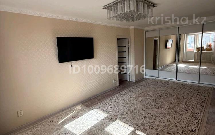 2-бөлмелі пәтер · 74 м² · 5/9 қабат, 12 ш/а. 51, бағасы: 23.8 млн ₸ в Актобе, мкр 12 — фото 15