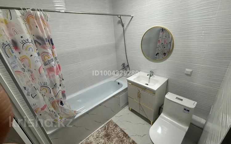 2-комнатная квартира · 60 м² · 2/12 этаж, мкр Акжайык, К. Тулеметова — Дендропарк пен зоопарктің маңында за 200 000 ₸ в Шымкенте, Абайский р-н — фото 2