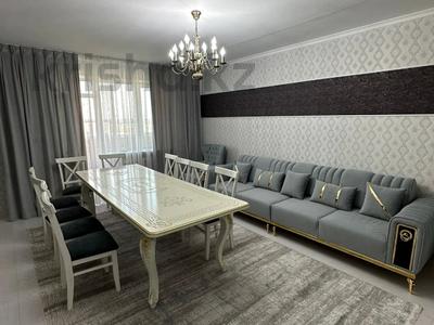 4-комнатная квартира, 154 м², 5/6 этаж, Голубые пруды 5/4 за 43 млн 〒 в Караганде, Казыбек би р-н