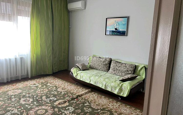 2-бөлмелі пәтер · 75 м² · 4/5 қабат, 15-й мкр 66а, бағасы: 240 000 ₸ в Актау — фото 9