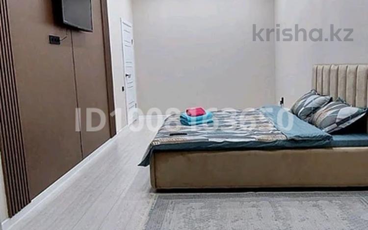 1-комнатная квартира · 60 м² · 4/5 этаж, мкр. Алтын орда 351г — Мангилик ел за 10 000 ₸ в Актобе — фото 4