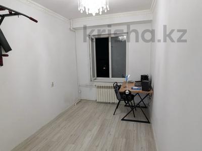 Продажа квартир в Алматы: 1-комнатная квартира · 45 м² · 10/12 этаж, мкр Аксай-2 — Толе би за 27.5 млн 〒 1-комнатная квартира · 45 м² · 10/12 этаж, мкр Аксай-2 — Толе би за 27.5 млн 〒 в Алматы, Ауэзовский р-н