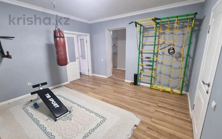 5-комнатная квартира · 158.6 м² · 7/10 этаж, мкр. Алтын орда, Мангилик ел за 63 млн ₸ в Актобе — фото 2