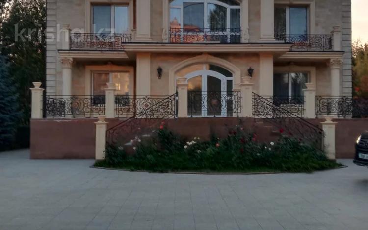 Отдельный дом • 10 комнат • 770 м² • 24 сот., Амман 5 за 1.2 млрд 〒 в Астане, Алматы р-н — фото 10