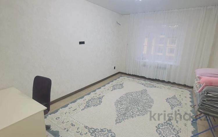 2-бөлмелі пәтер · 73.4 м² · 3/4 қабат, Ескі аэропорт ш/а., Бисена Жумагалиева, бағасы: 27.5 млн ₸ в Уральске, мкр Старый Аэропорт — фото 2