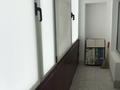 4-комнатная квартира, 103.3 м², 3/5 этаж помесячно, Проспект Азаттык 71 за 210 000 〒 в Атырау — фото 16