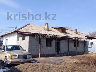 Үйдің бір бөлігі · 4 бөлме · 81.2 м² · 6 сот., мкр Акбулак, Жандилдина 5/2, бағасы: 42 млн 〒 в Алматы, Алатауский р-н