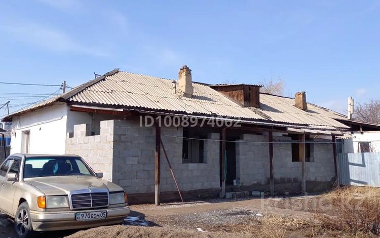Үйдің бір бөлігі · 4 бөлме · 81.2 м² · 6 сот., мкр Акбулак, Жандилдина 5/2, бағасы: 42 млн 〒 в Алматы, Алатауский р-н — фото 2