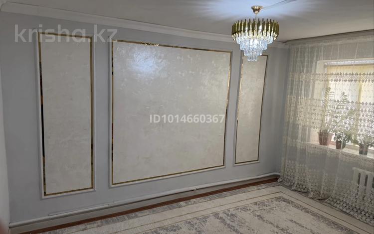 3-комнатная квартира · 40 м² · 1/2 этаж, М.Сатыбалдиев 73 — Пушкин мектебінін артындағы екі этажды дом за 100 000 ₸ в Кульсары — фото 3