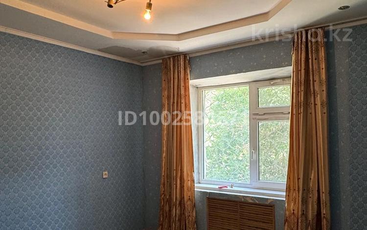 3-комнатная квартира · 70 м² · 2/5 этаж, 15-й микрорайон 43 — Жибек жолы -Жандосова за 150 000 ₸ в Шымкенте, Аль-Фарабийский р-н — фото 2